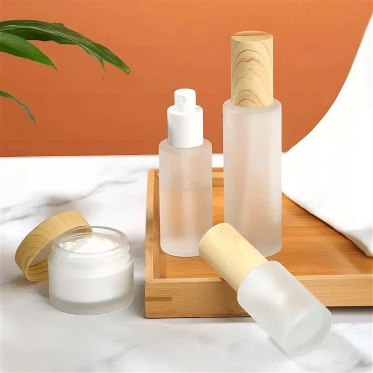 Staklo kozmetička ambalaža